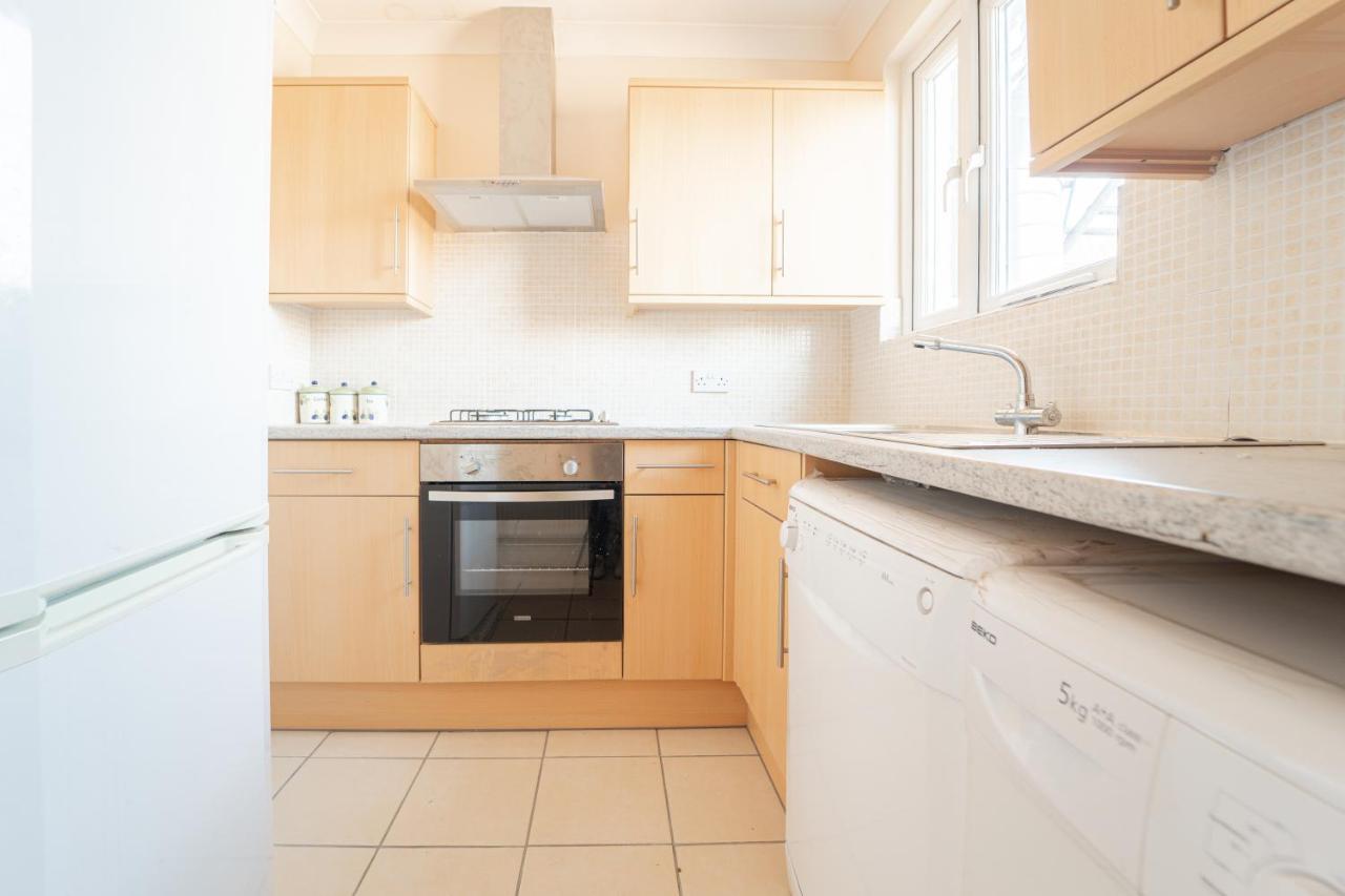 Cozy London Rooms Екстер'єр фото